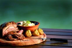 Cobb Pro Houtskoolbarbecue - Zwart -Bo-Camp Verkoop 1267 1900 250y8439