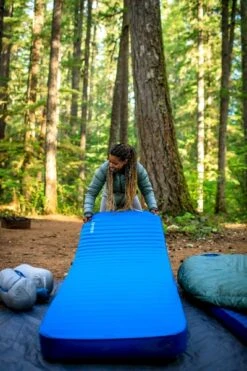 Therm-A-Rest MondoKing 3D 11.0 XW XL Zelfopblazende Slaapmat -Bo-Camp Verkoop 1900 1267 2020 thermarest oregon 3sisters geiser 0623 1