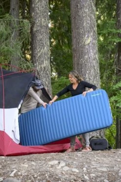 Therm-A-Rest MondoKing 3D 11.0 L Zelfopblazende Slaapmat -Bo-Camp Verkoop 1900 1267 2022 cascade summer carcamp washington rinckenberger 4443 1