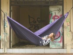 Ticket To The Moon Hangmat 2 Persoons Original Double - Navy Blue/Purple 12 Ticket To The Moon Hangmat 2 Persoons Original Double - Navy Blue/Purple -Bo-Camp Verkoop 900 1187 img 2293 1