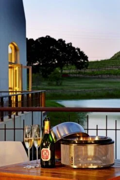 Cobb Premier Houtskoolbarbecue - Grijs -Bo-Camp Verkoop cobb premier 4