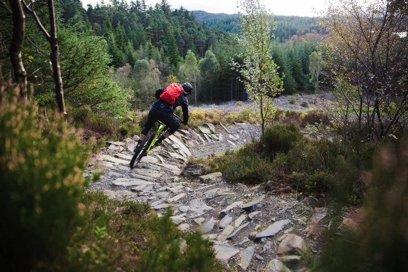 Osprey Sylva Daypack - 12 Liter - Blauw 9 Osprey Sylva Daypack - 12 Liter - Blauw - Afbeelding 9